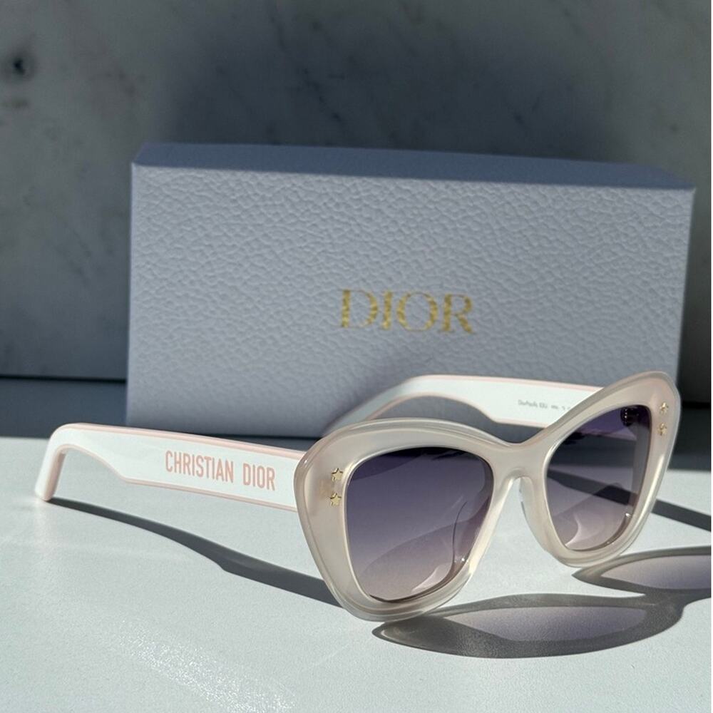 NEW Dior Pacific B3U Logo Sunglasses Cat Eye Milky Pink
